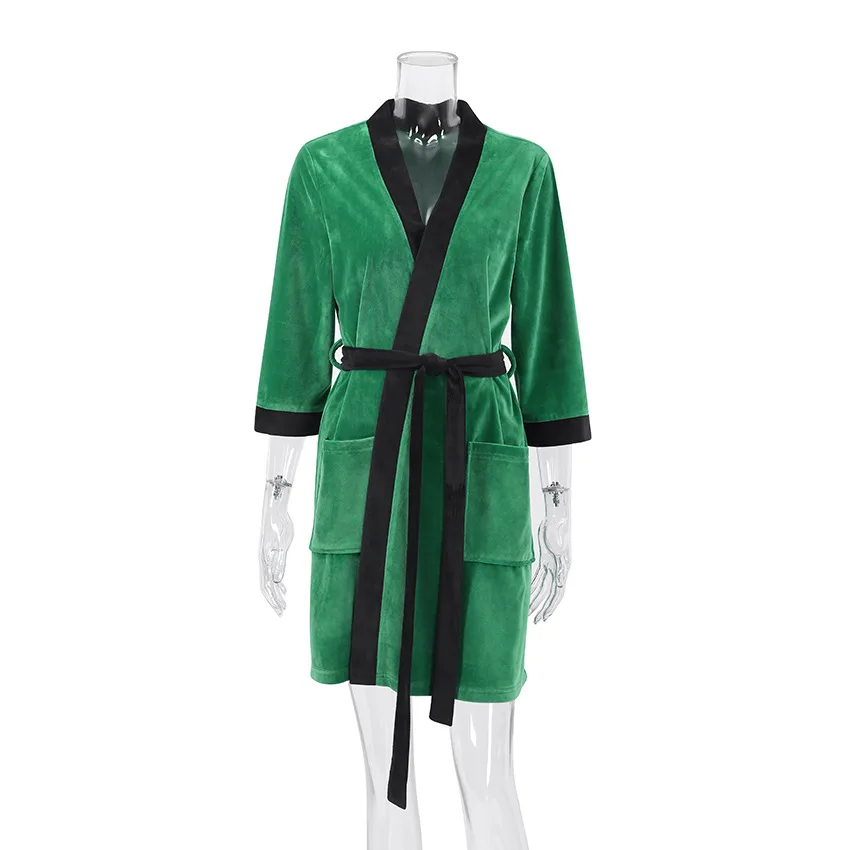 Green ladie long sleeve velvet robe