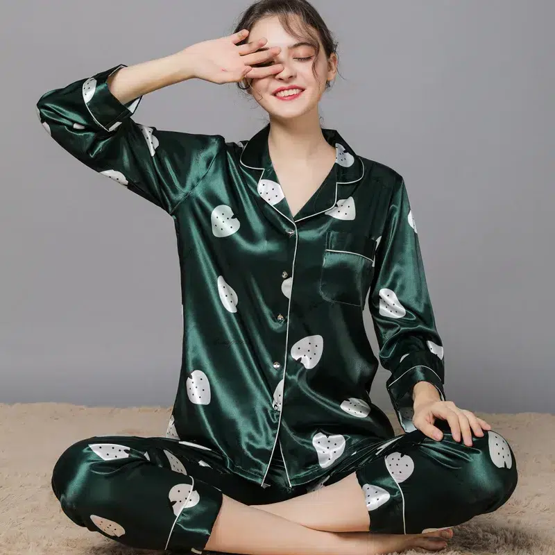Green strawberry long sleeve womens pajamas set